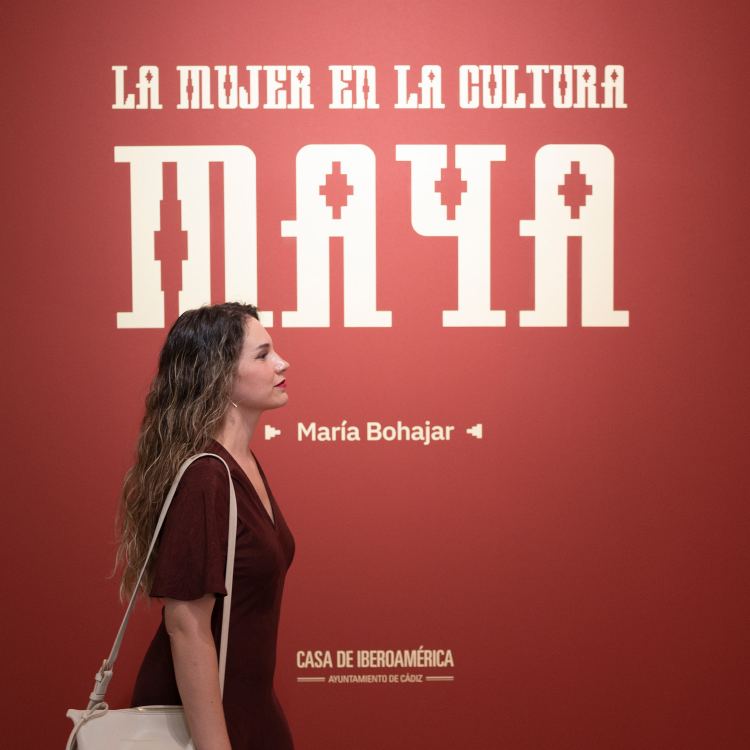 La Mujer en la cultura maya - diseño gráfico